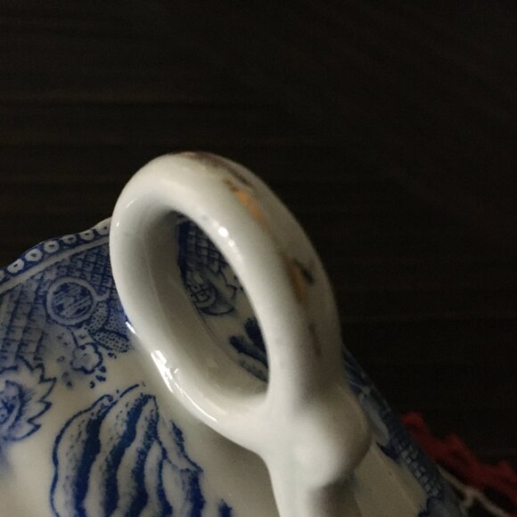 Royal Sutherland England Two Delft Blue Porcelain Cups and Biscuit Plate - Picture 13 of 14